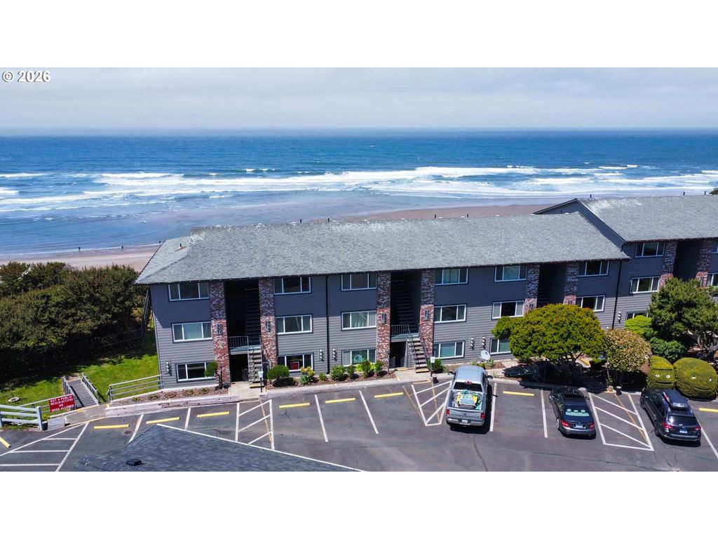 4229 Sw BEACH Ave 9, Lincoln City, OR 97367