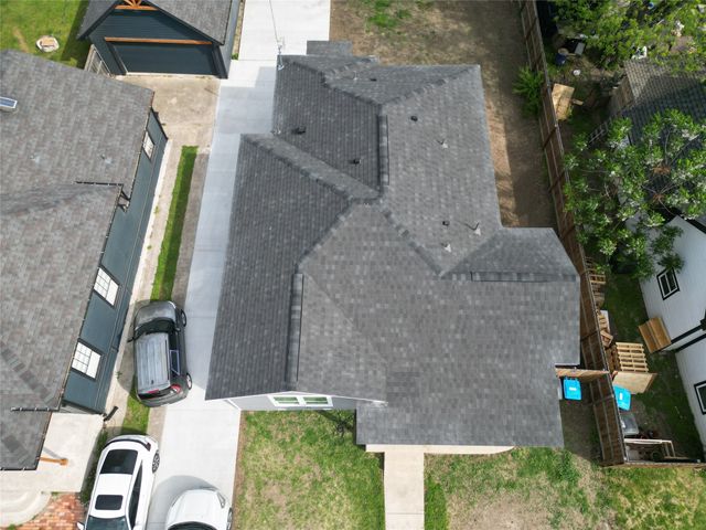 915 E Humbolt Street, Fort Worth, TX 76104