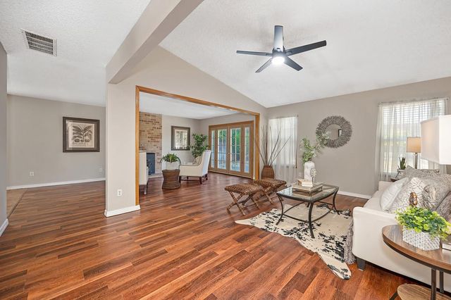 6553 Willowleaf Dr, Citrus Heights, CA 95621