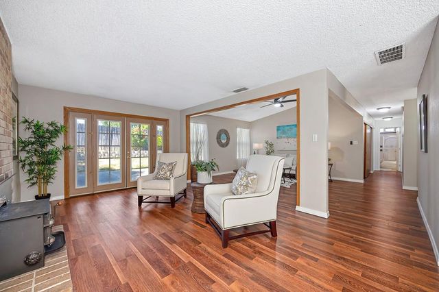 6553 Willowleaf Dr, Citrus Heights, CA 95621