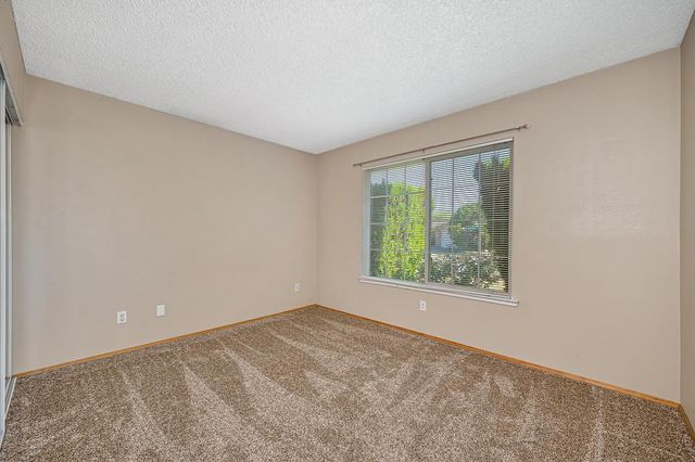 6553 Willowleaf Dr, Citrus Heights, CA 95621