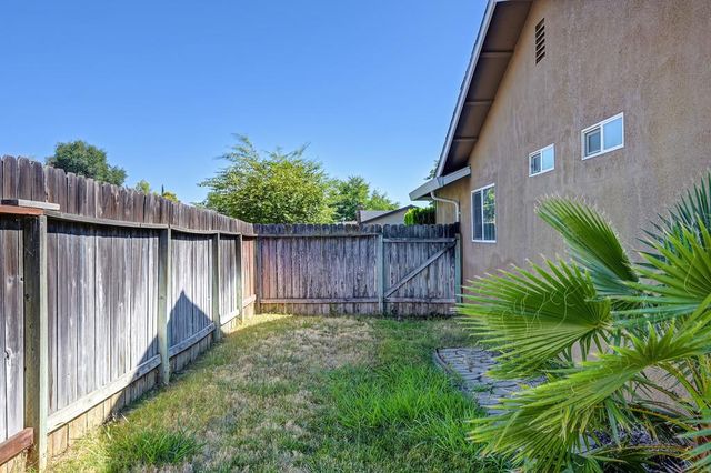 6553 Willowleaf Dr, Citrus Heights, CA 95621