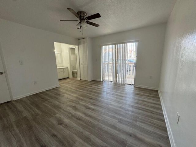 2031 NE 139th Street 40, North Miami Beach, FL 33181