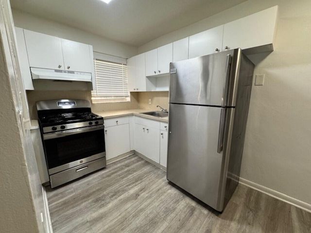 2031 NE 139th Street 40, North Miami Beach, FL 33181