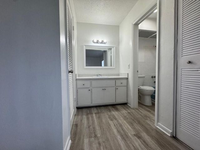 2031 NE 139th Street 40, North Miami Beach, FL 33181
