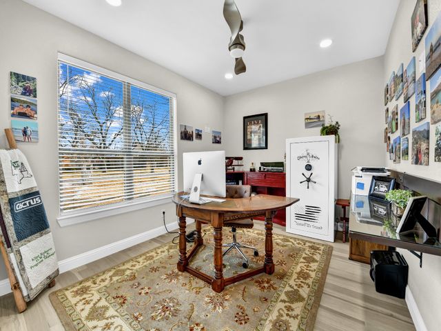 5418 Wedgefield Road, Granbury, TX 76049