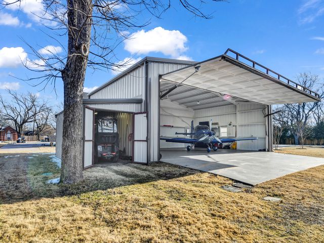 5418 Wedgefield Road, Granbury, TX 76049