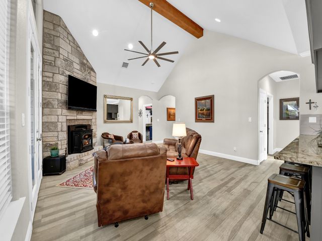 5418 Wedgefield Road, Granbury, TX 76049