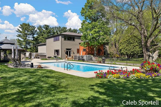 8201 Cherry Valley Avenue Se, Caledonia Twp, MI 49316