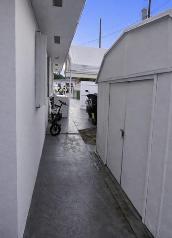 3500 NW 12th Street, Miami, FL 33125