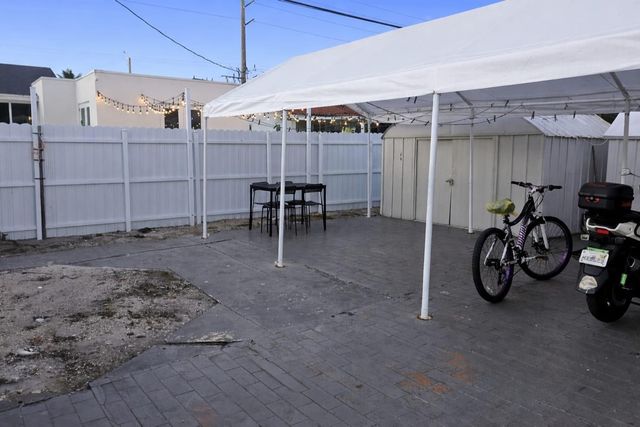 3500 NW 12th Street, Miami, FL 33125