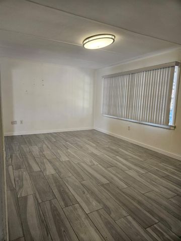 3500 NW 12th Street, Miami, FL 33125