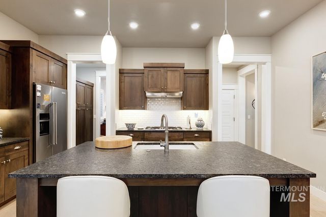 410 W Lockhart Lane, Meridian, ID 83646