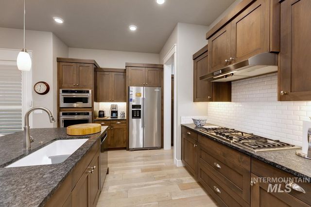 410 W Lockhart Lane, Meridian, ID 83646