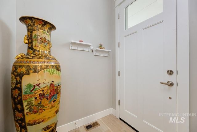 410 W Lockhart Lane, Meridian, ID 83646