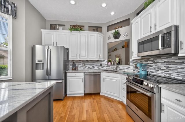 5953 Castlewood Crossing, Miami Twp, OH 45150