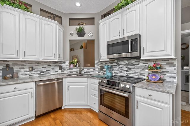 5953 Castlewood Crossing, Miami Twp, OH 45150