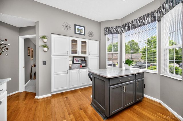 5953 Castlewood Crossing, Miami Twp, OH 45150