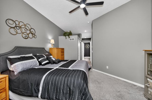 5953 Castlewood Crossing, Miami Twp, OH 45150