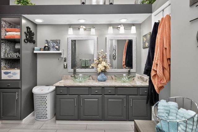 5953 Castlewood Crossing, Miami Twp, OH 45150