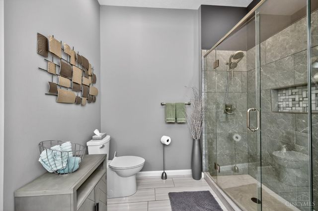 5953 Castlewood Crossing, Miami Twp, OH 45150