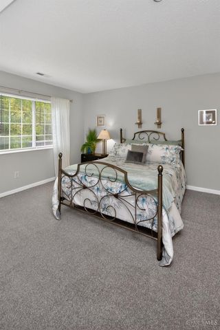 5953 Castlewood Crossing, Miami Twp, OH 45150