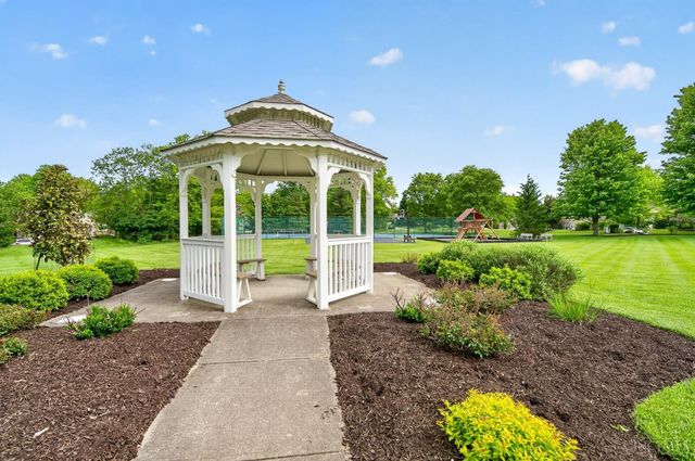 5953 Castlewood Crossing, Miami Twp, OH 45150