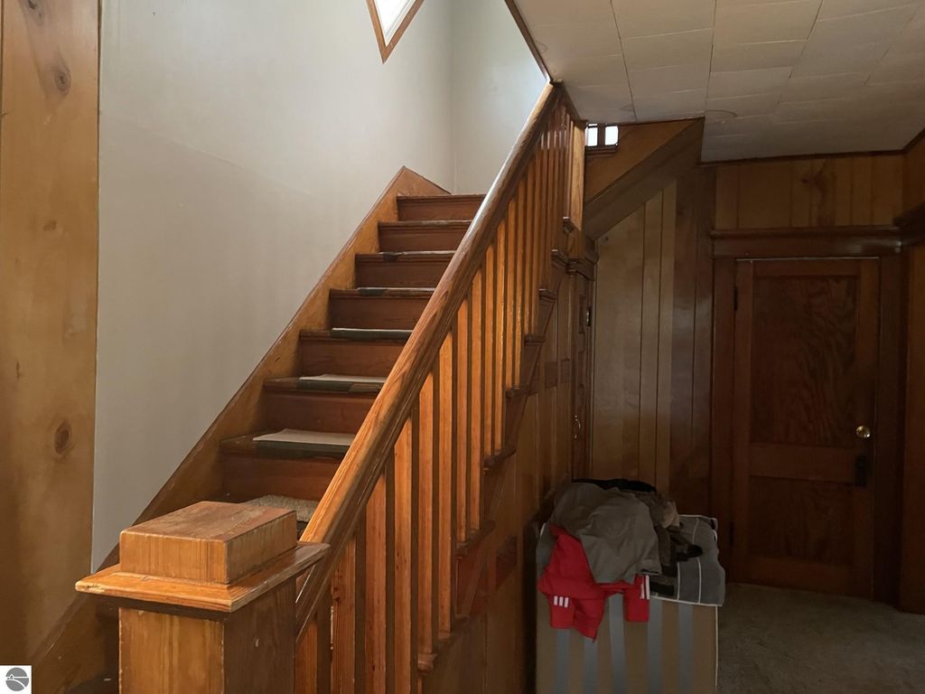 Image 8 of property listing at 125 Cedar Avenue, Alma, MI 48801