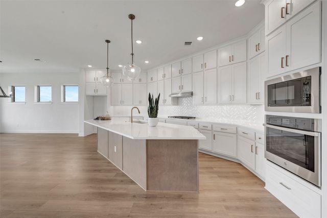 3620 Casein Court, Midlothian, TX 76065