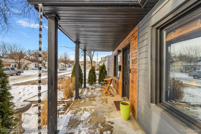 1669 Jarvis Street, Ferndale, MI 48220