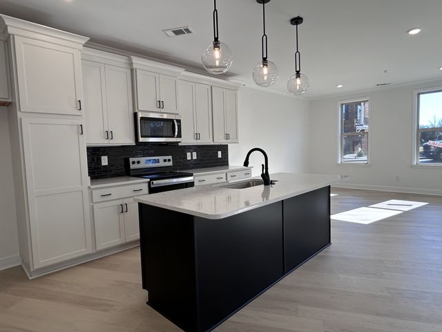 3171 Setting Sun Dr Unit 105, Thompsons Station, TN 37179