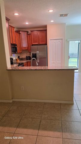 2746 HAMPTON GREEN LANE, Brandon, FL 33511