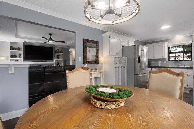 300 NW Arbor Drive, Blue Springs, MO 64014