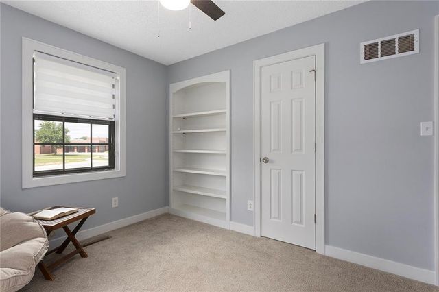 300 NW Arbor Drive, Blue Springs, MO 64014