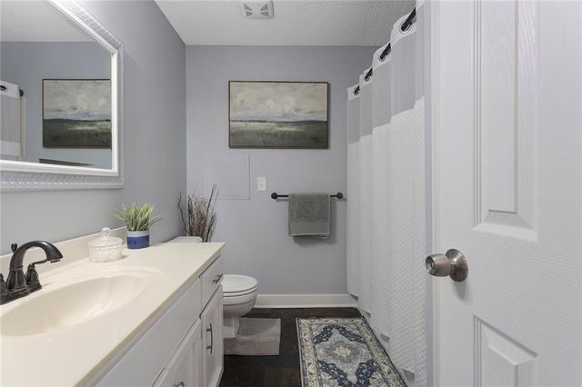 300 NW Arbor Drive, Blue Springs, MO 64014