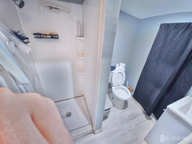 8 Prospect Street, New Brunswick, NJ 08901