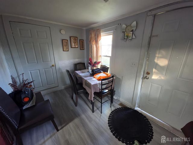 8 Prospect Street, New Brunswick, NJ 08901