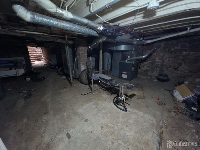 8 Prospect Street, New Brunswick, NJ 08901