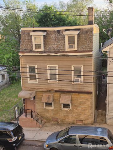8 Prospect Street, New Brunswick, NJ 08901