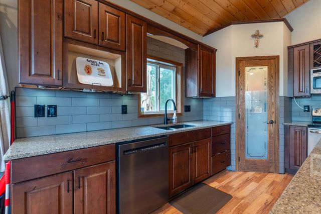 23082 Highland Drive, Fergus Falls, MN 56537