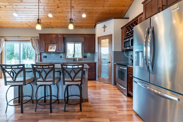 23082 Highland Drive, Fergus Falls, MN 56537