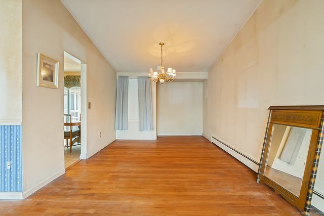 135 Williamson Drive, Waterbury, CT 06710