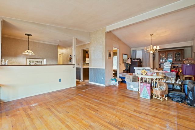 135 Williamson Drive, Waterbury, CT 06710