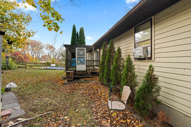 135 Williamson Drive, Waterbury, CT 06710