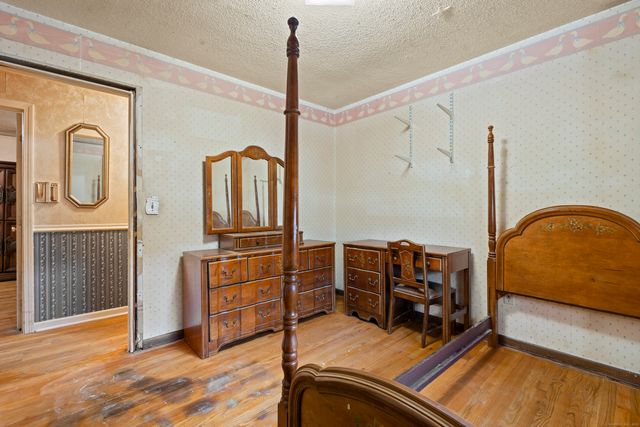 135 Williamson Drive, Waterbury, CT 06710