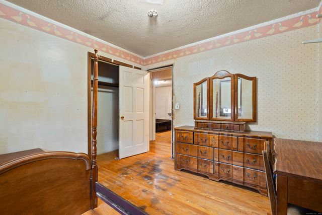 135 Williamson Drive, Waterbury, CT 06710