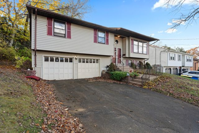 135 Williamson Drive, Waterbury, CT 06710