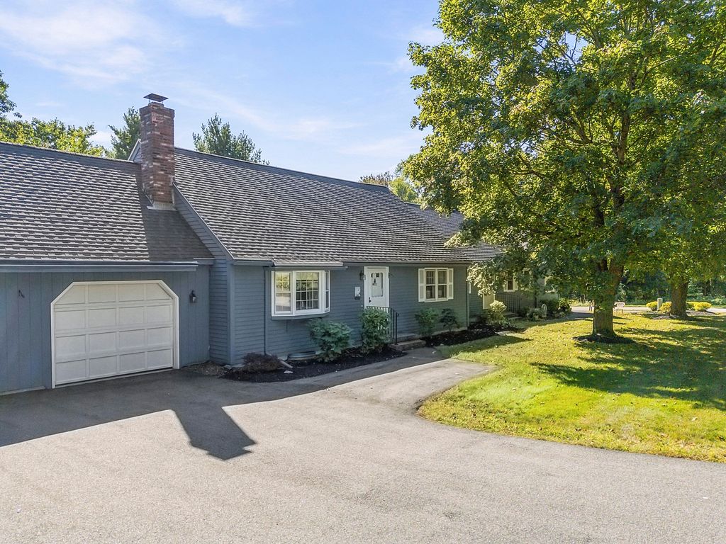 97 Flintlock Village Road 2, Wells, ME 04090 — photo 2