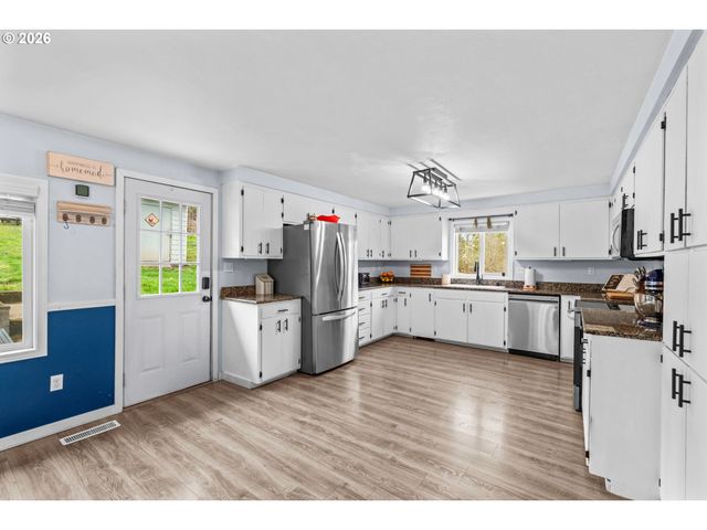 31510 CAMAS SWALE Rd, Creswell, OR 97426