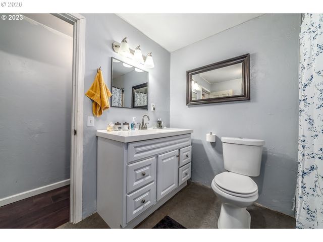 31510 CAMAS SWALE Rd, Creswell, OR 97426